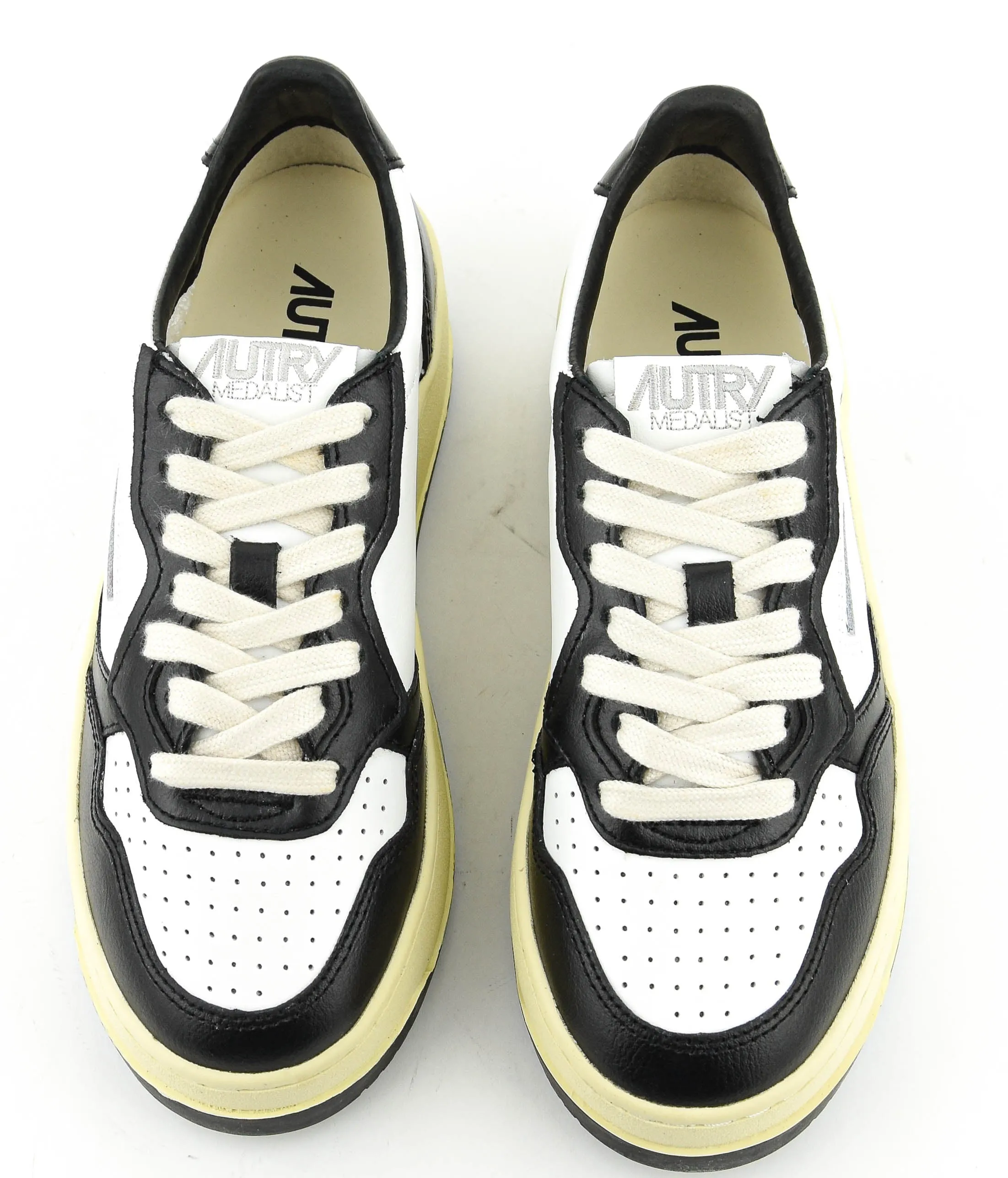 AUTRY MEDALIST PLATFORM SNEAKER BLACK