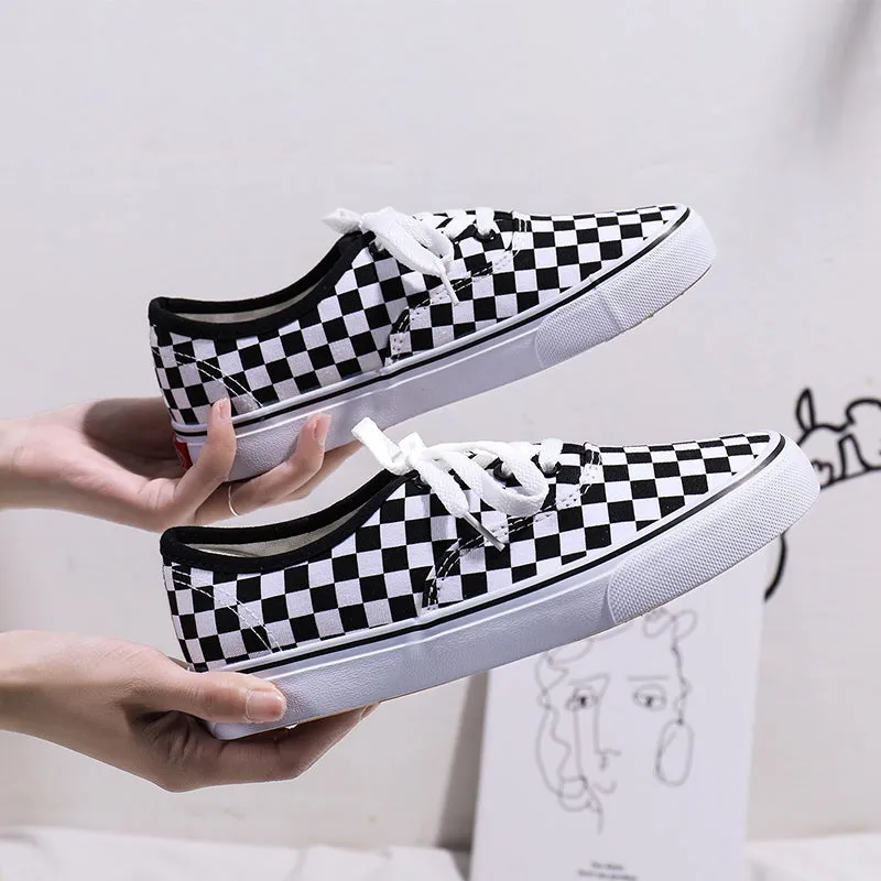 Checkers' Low Top Sneakers AD11333