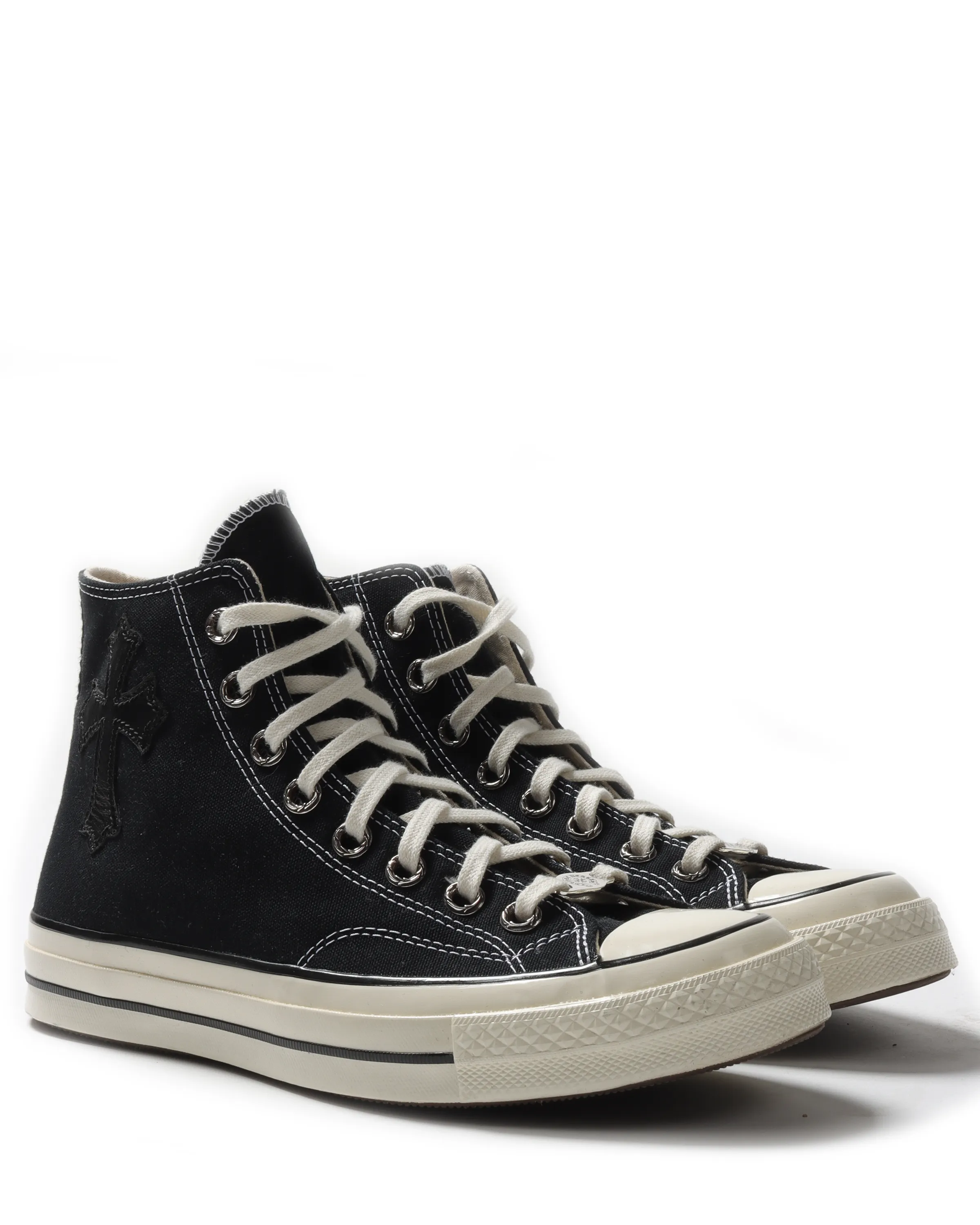 Cross Patch Canvas Converse Chuck 70