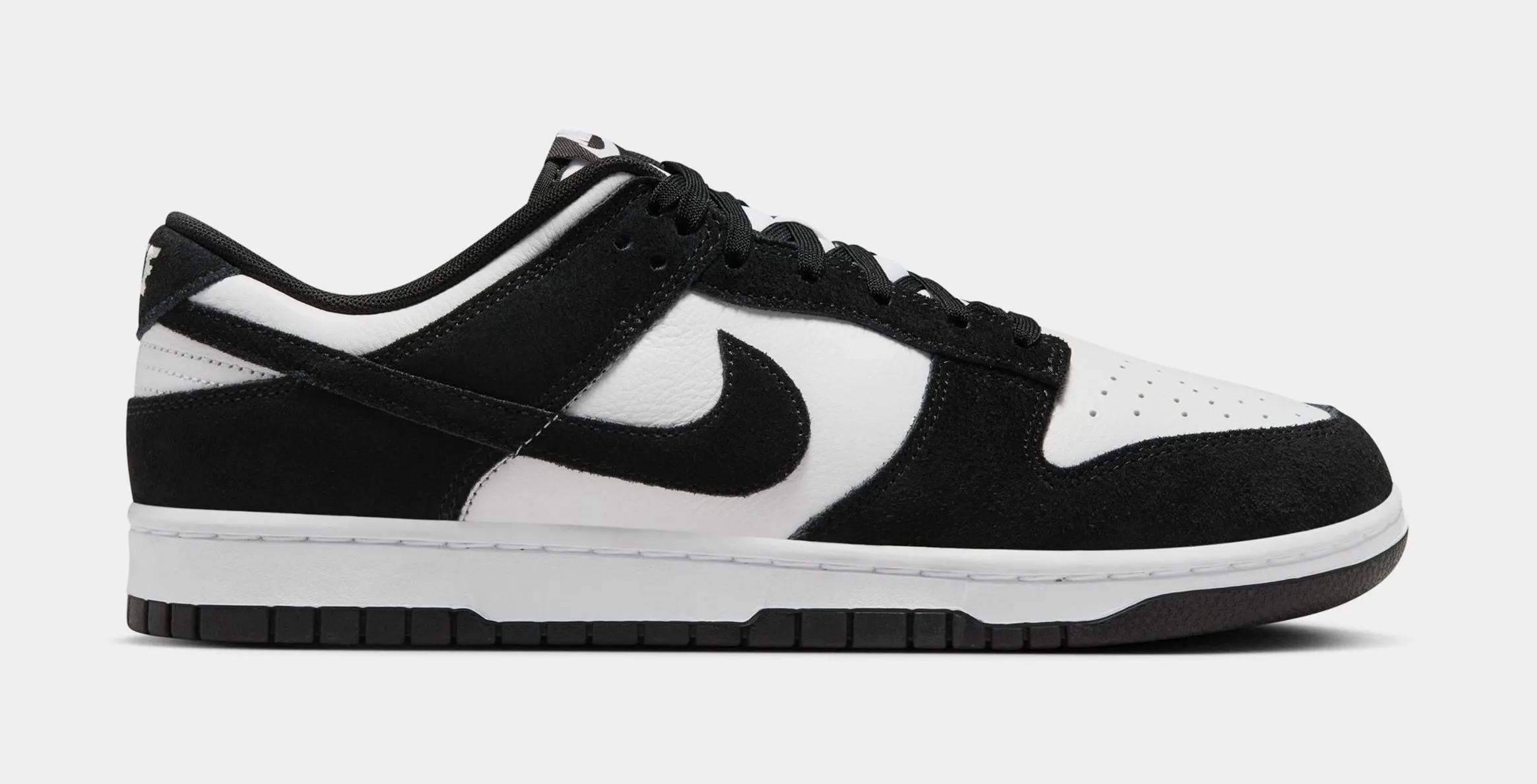 Dunk Low Retro SE Suede Black White Mens Lifestyle Shoes (Black/White)