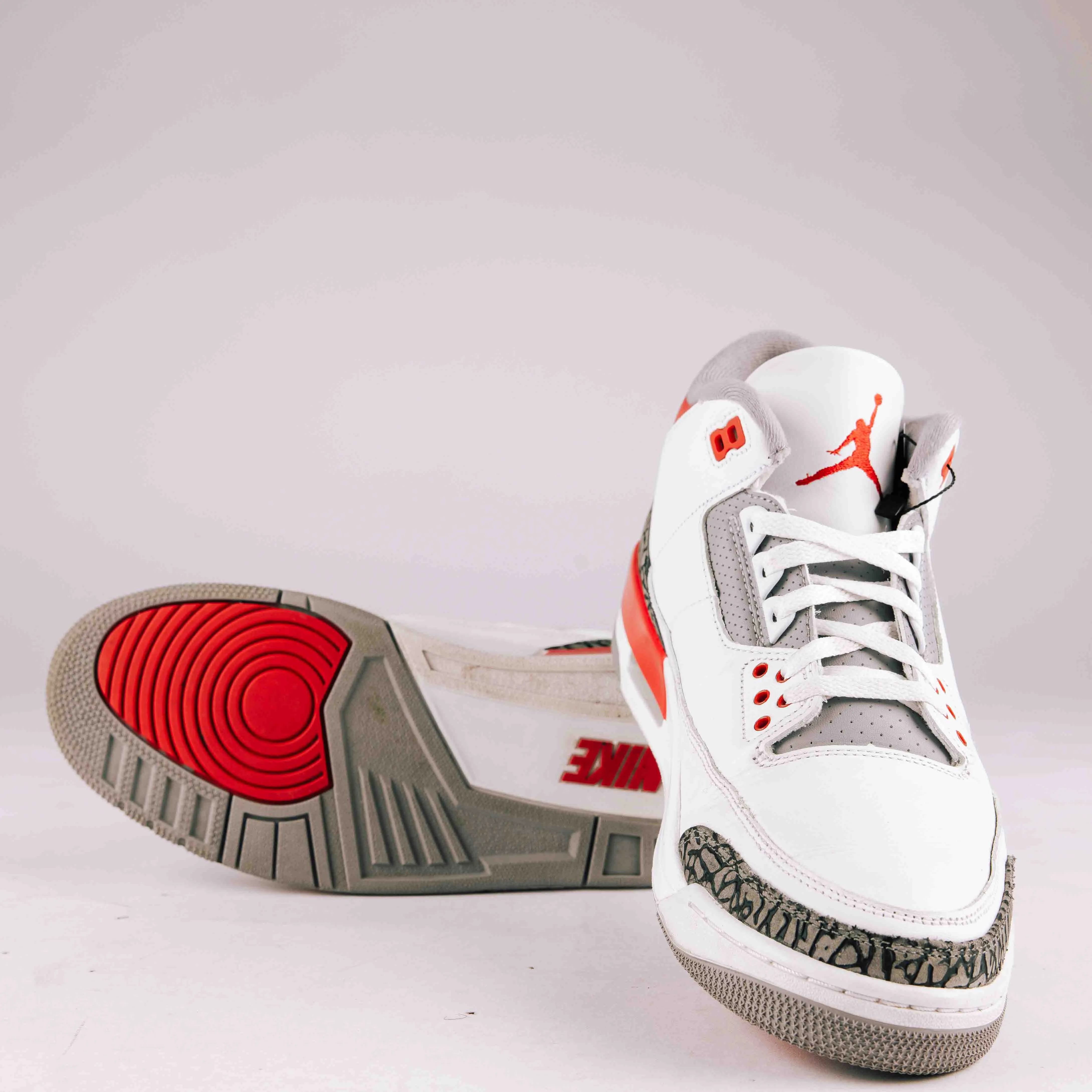 Jordan 3 Retro Fire Red (2022) - Used - 2013