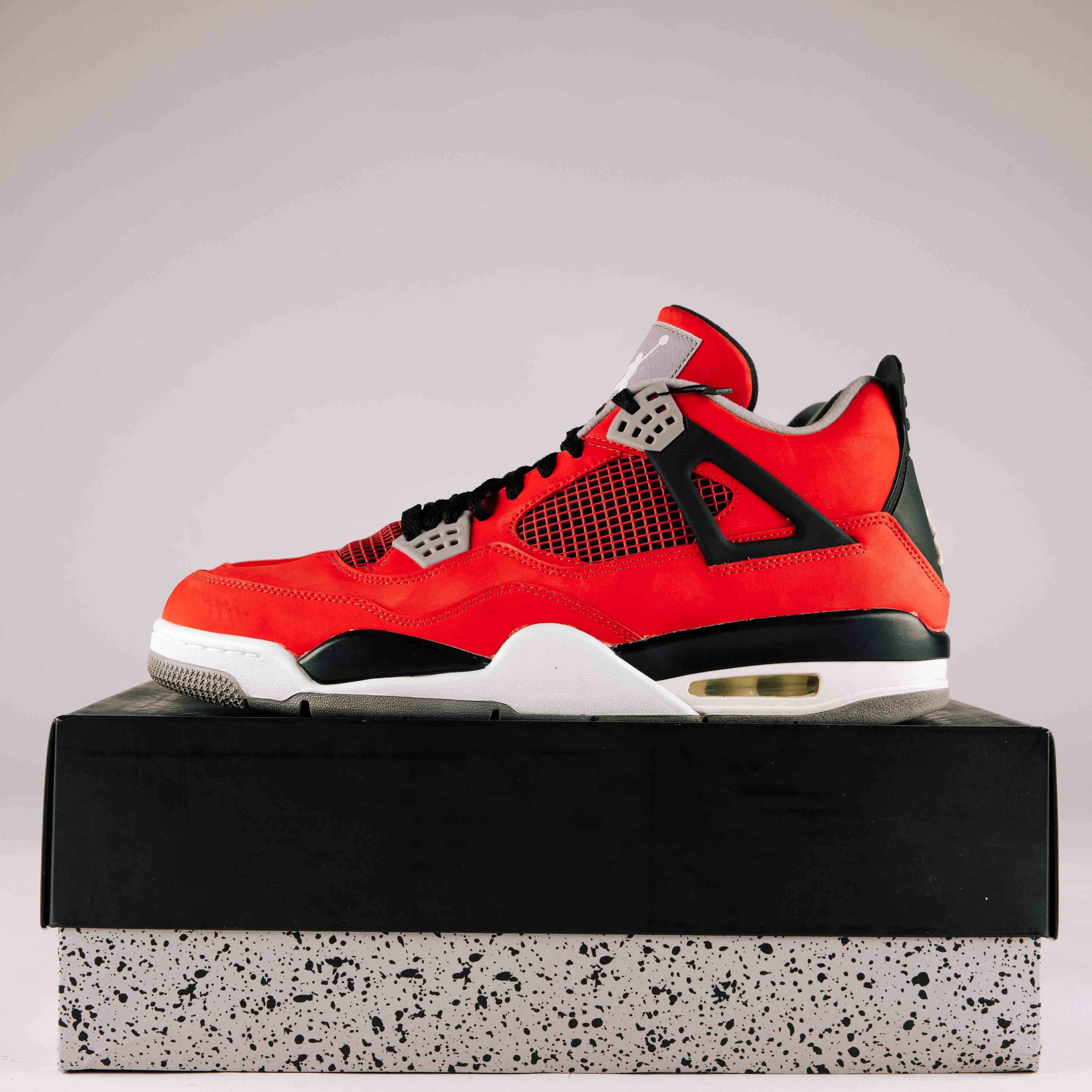 Jordan 4 Retro Toro Bravo - Used - 0005