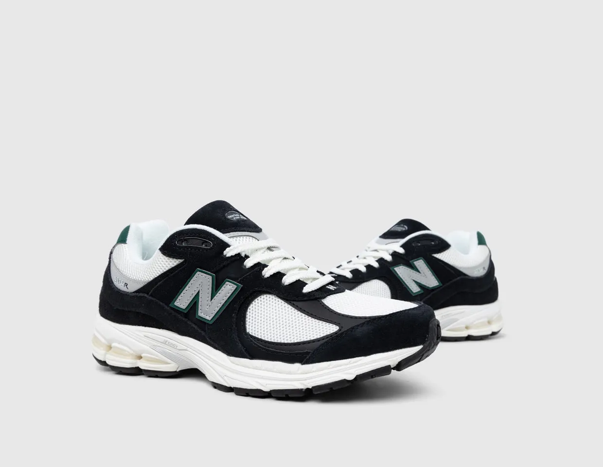 New Balance M2002RRA Black / Marsh Green