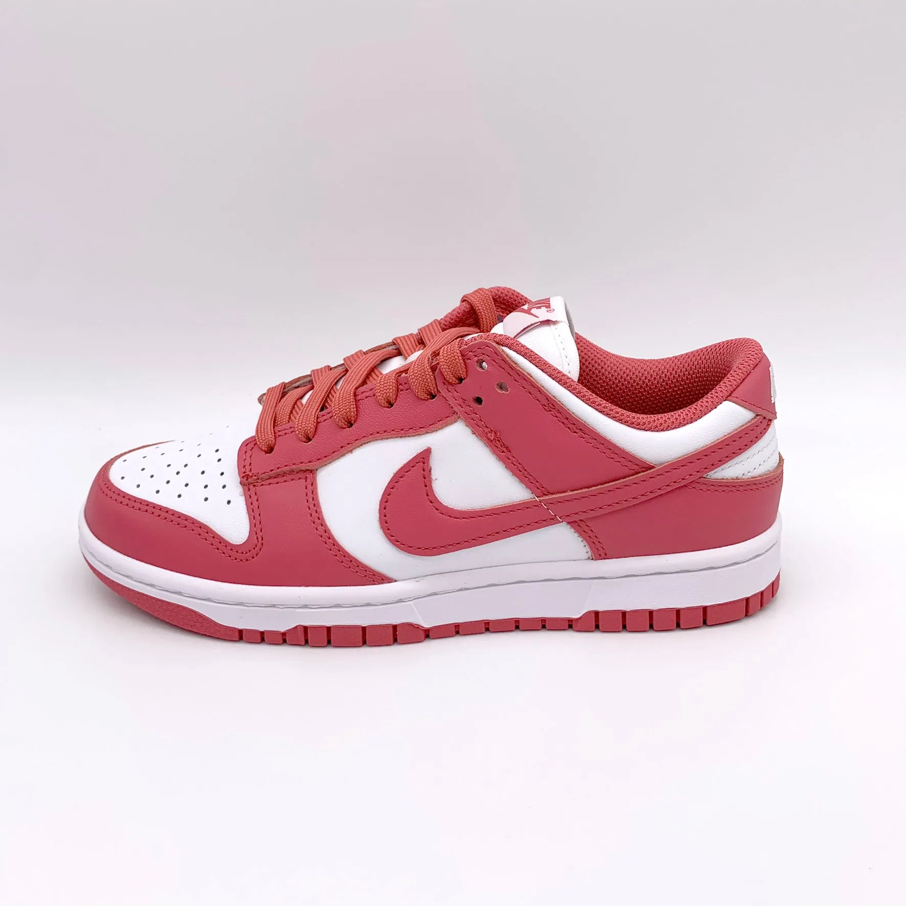 Nike Dunk Low Archeo Pink