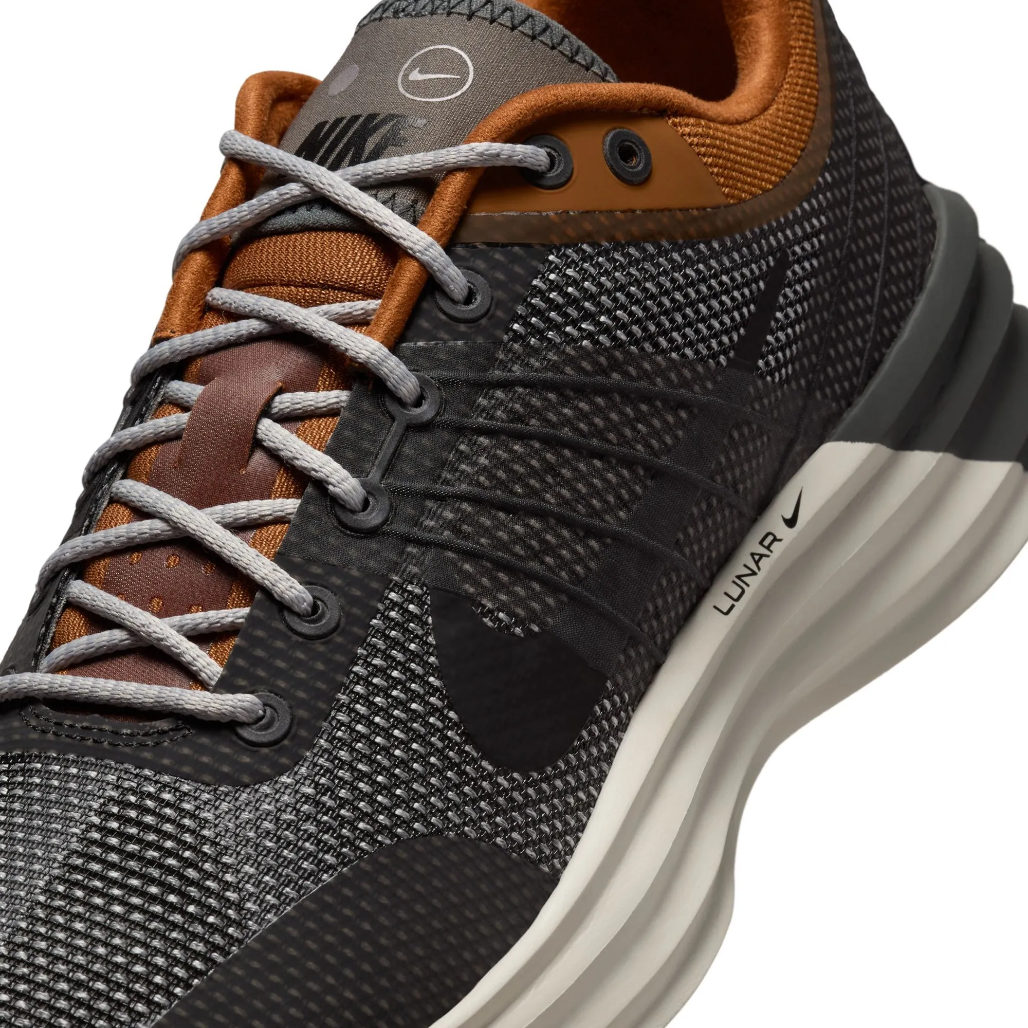 Nike Mens Lunar Roam SE Shoes