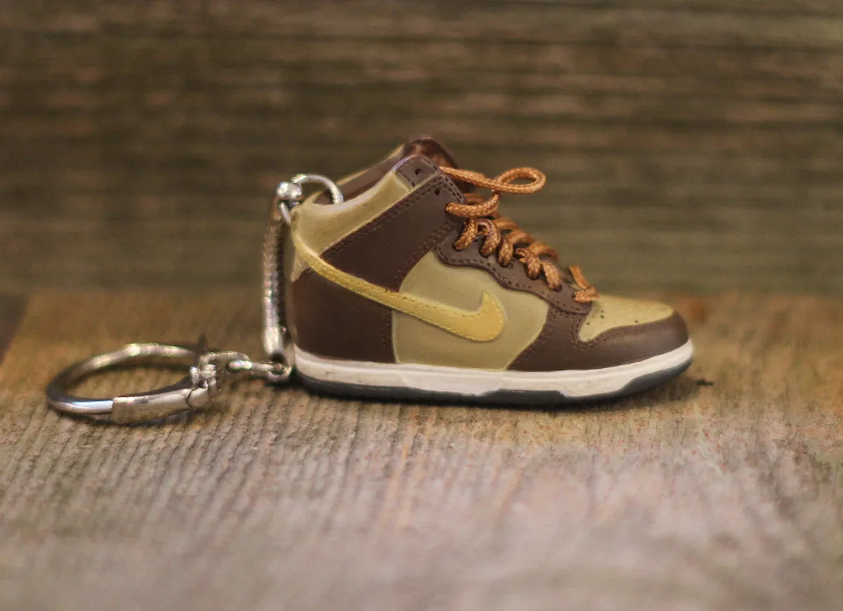 Nike SB Maple High Sneaker Keychain