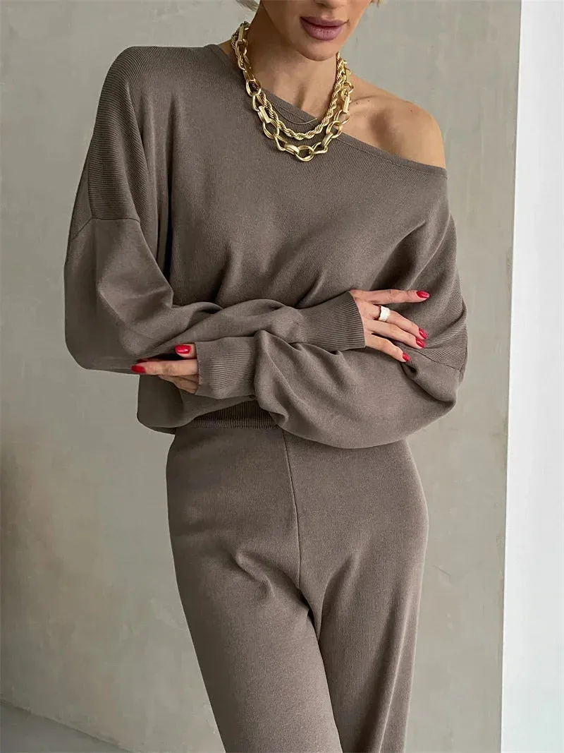 Pants and Sweater Matching Set – Loungewear Fashion Outfit