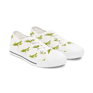 Praying Mantis Women's Low Top Sneakers