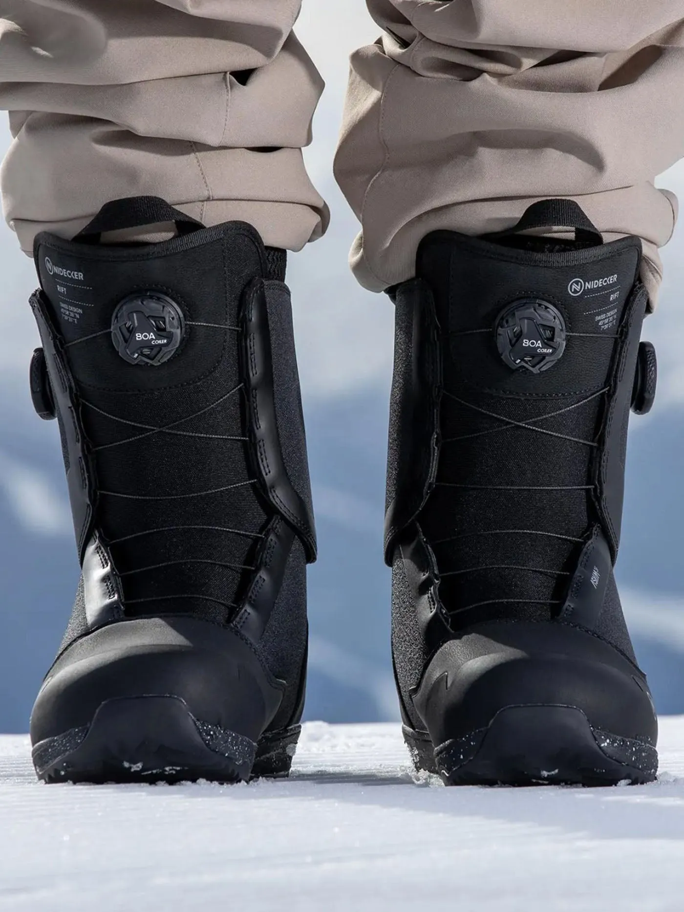 Rift Black Snowboard Boots