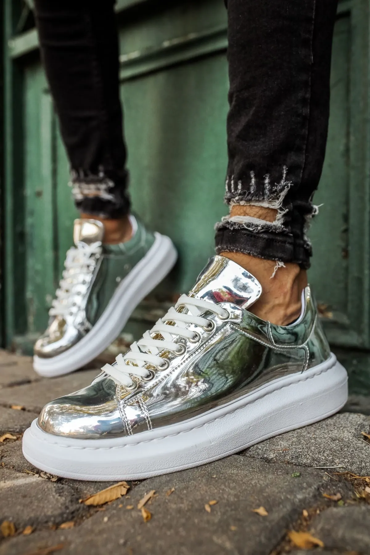 Silver Sneaker CH260