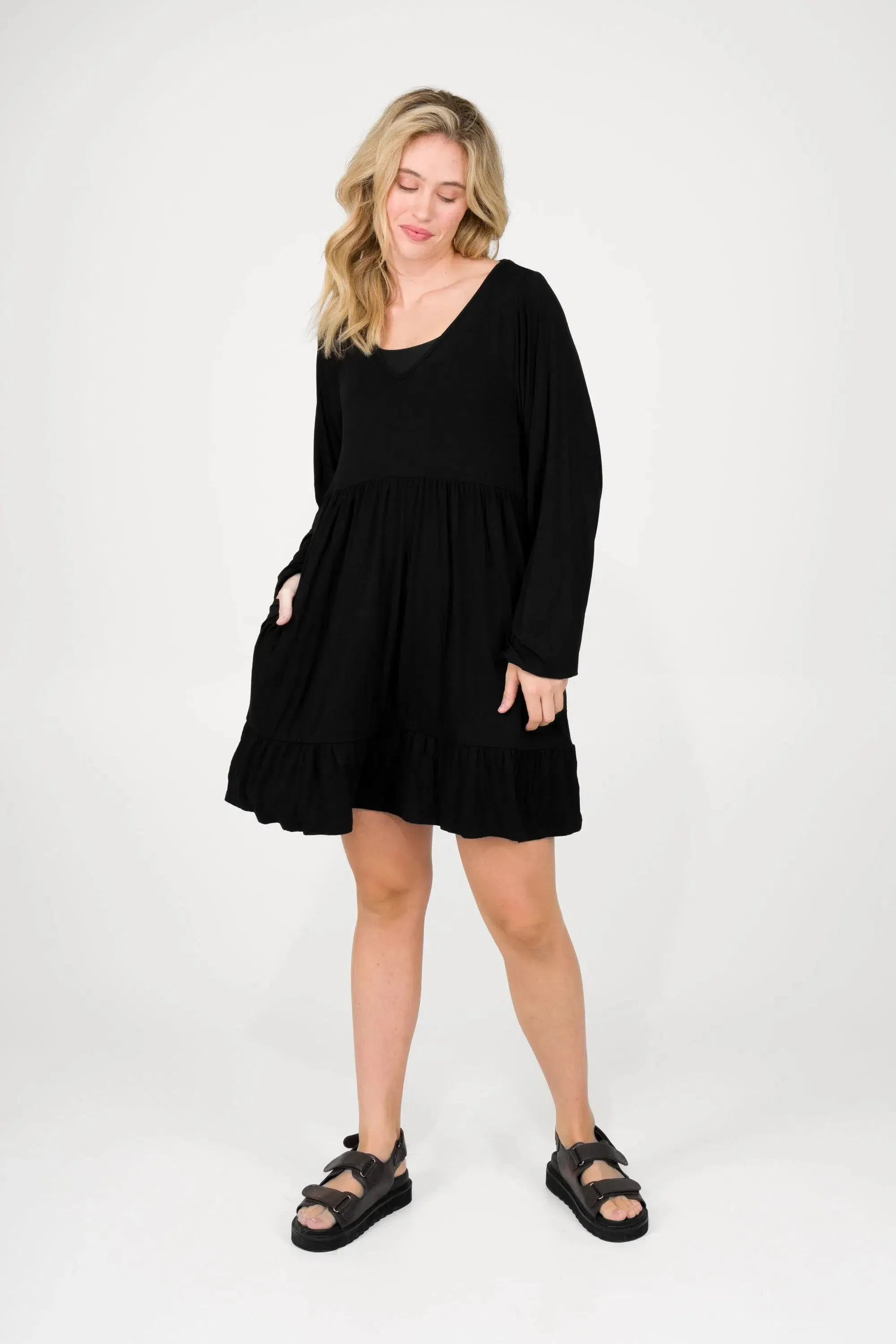 Slinky To Touch Baby Doll Tiered V Neck Mini Dress W/ Elasticated Sleeve - Black