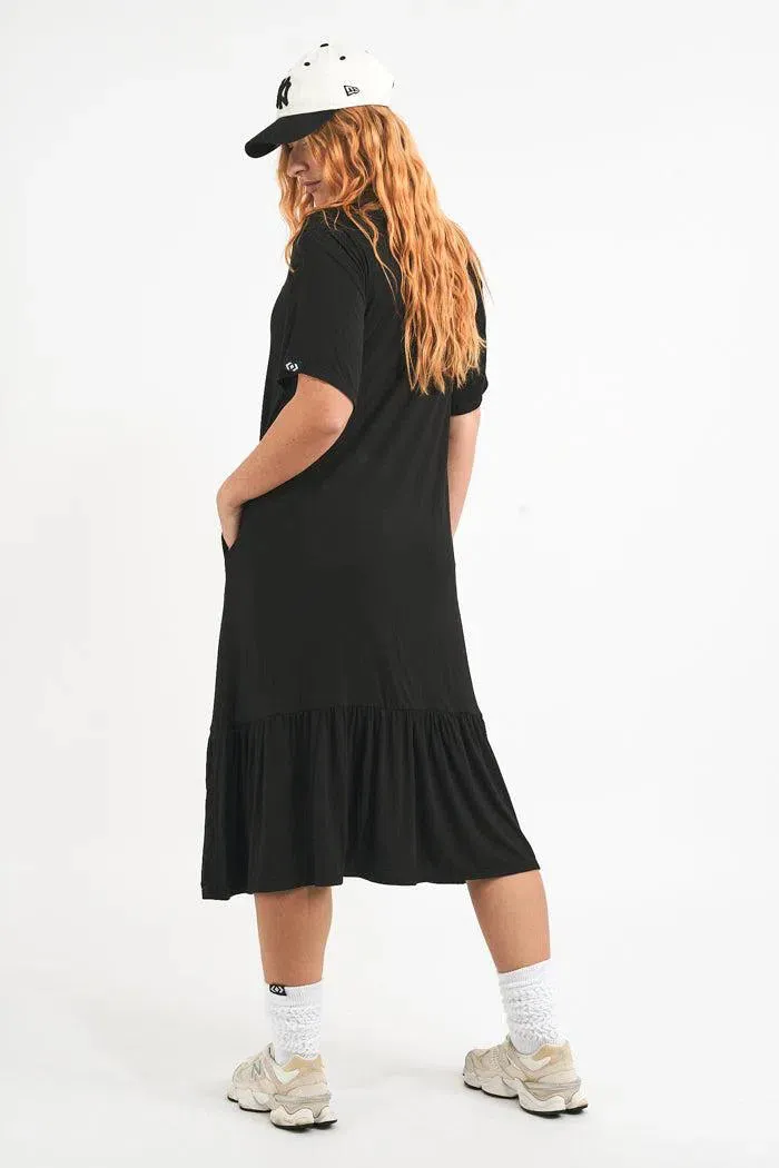 Slinky To Touch Lazy Girl Ruffle Dress - Black