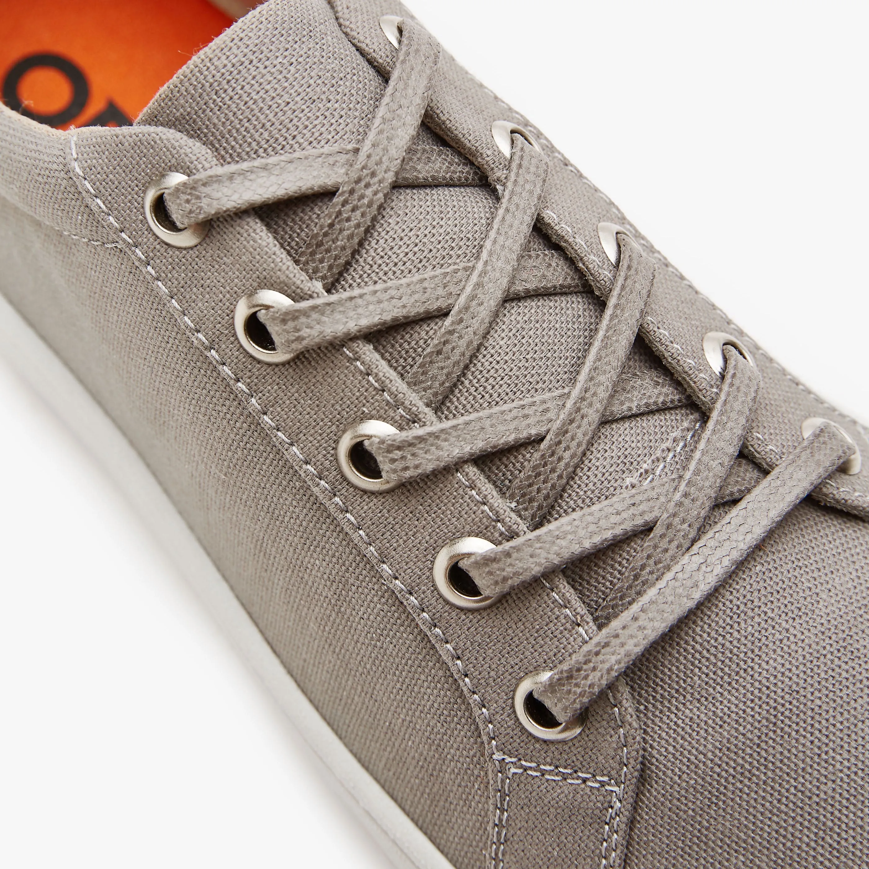 The Everyday Sneaker for Women | Gen 3 in Cotton Canvas