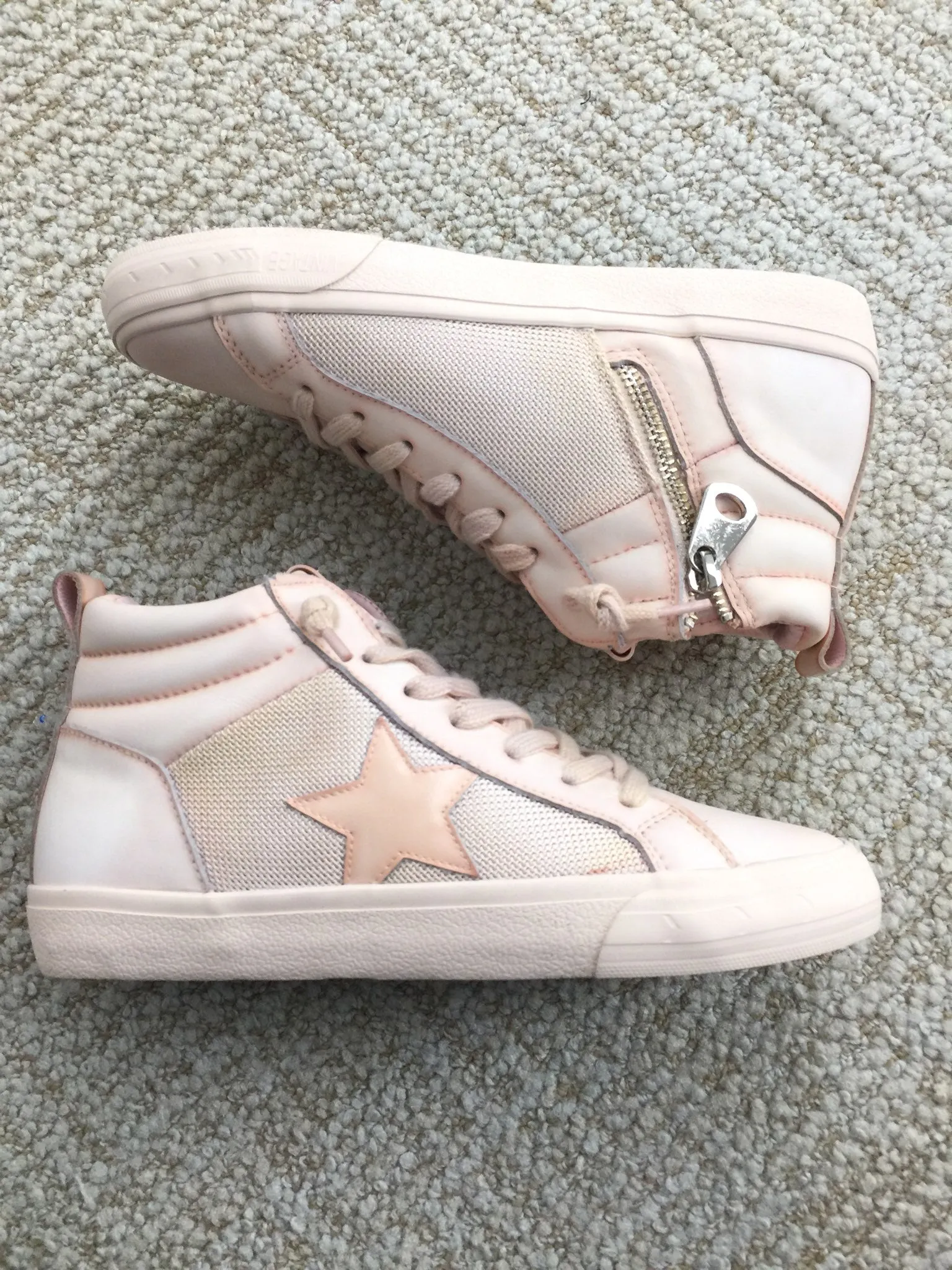 Vintage Havana Serious Pinkey Beige High Top Sneaker