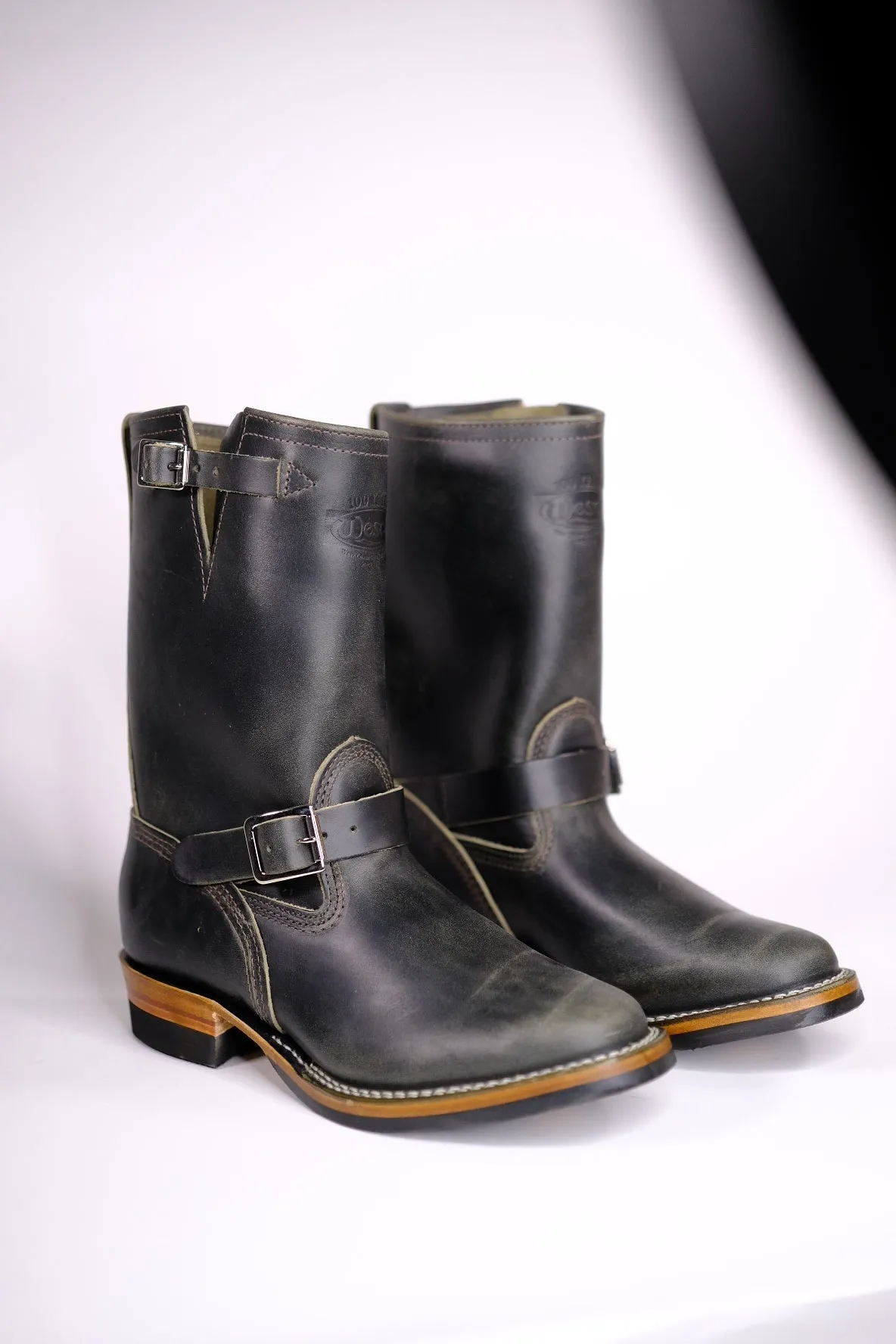 Wesco Boots X The Shop Mister Lou Petrolio Olive waxed Black Horsehide Engineer