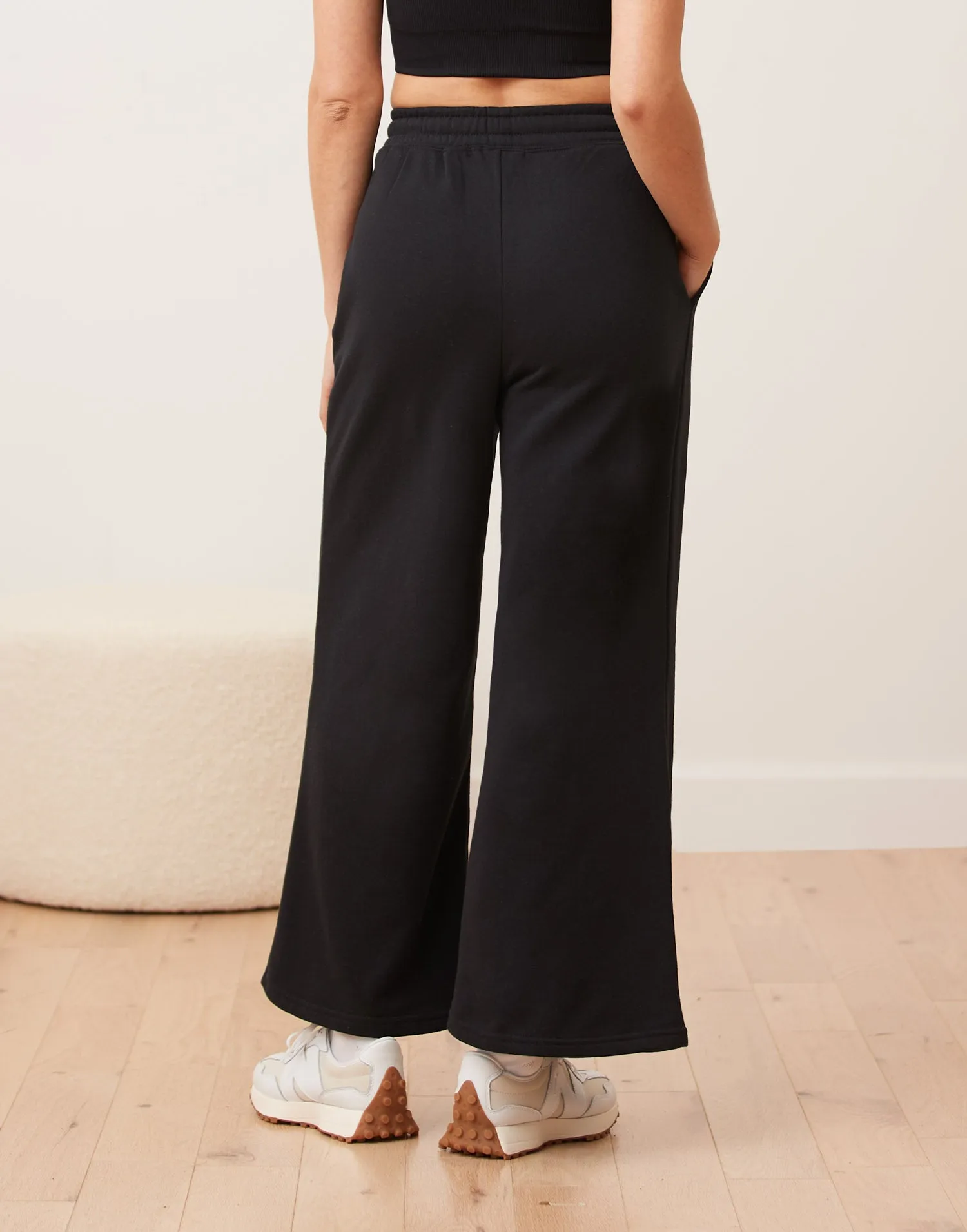 Wide Leg Fleece Pant